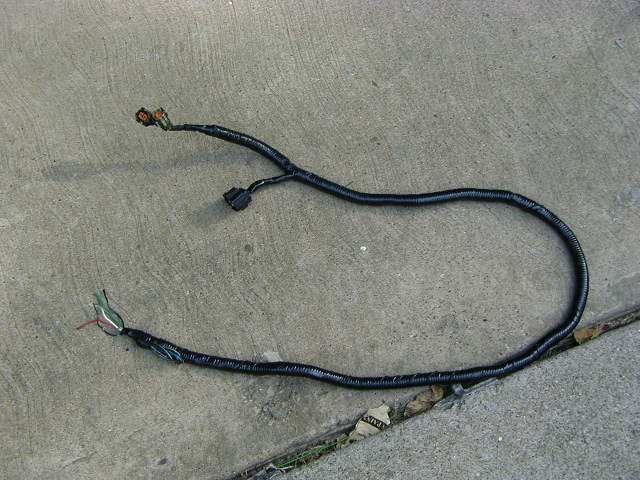 Reluctor plugs